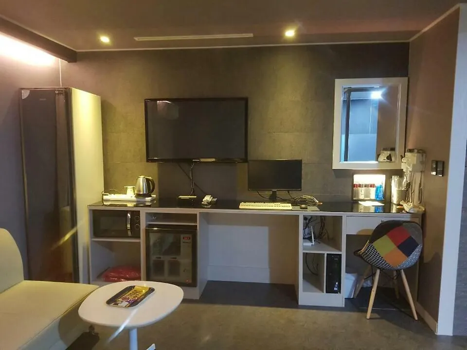 Ignis Motel 济州市